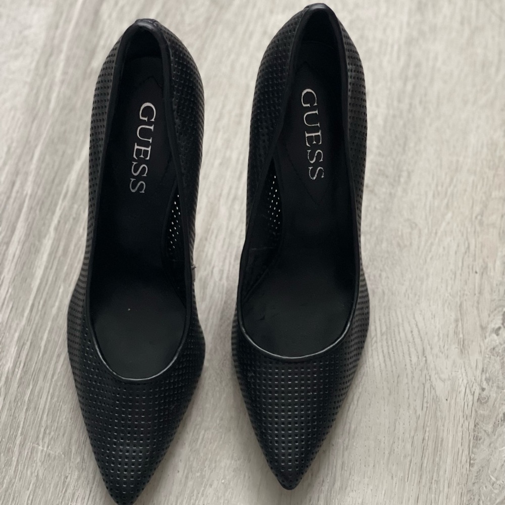 🎉🎉Brand new GUESS Heels!😍😍🎉🎉🎉🎉🎉
